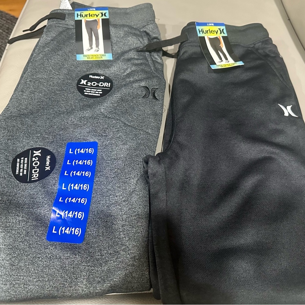 NWT 2 Pairs of Youth  Large 14/16 Hurley Joggers